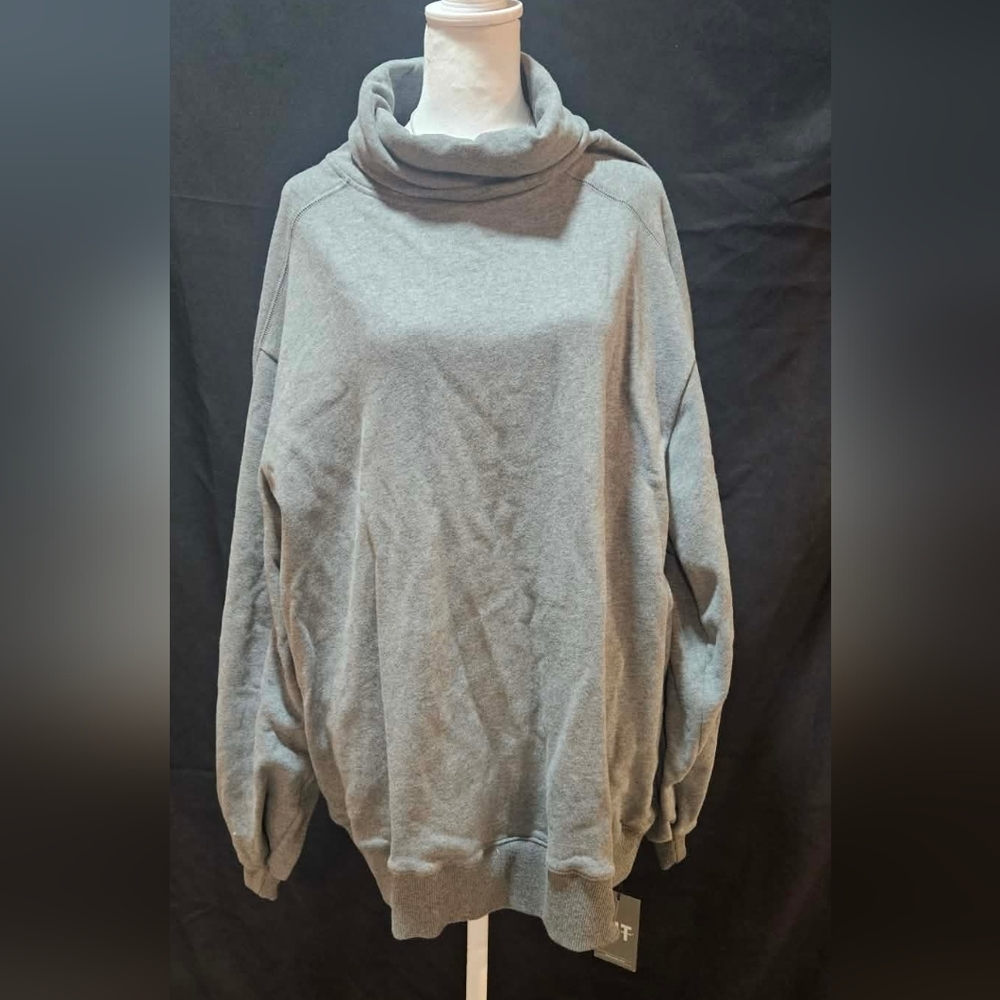 LIT oversized turtleneck sweatshirt Medium